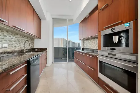 16001 Collins Avenue Sunny Isles Beach FL 33160