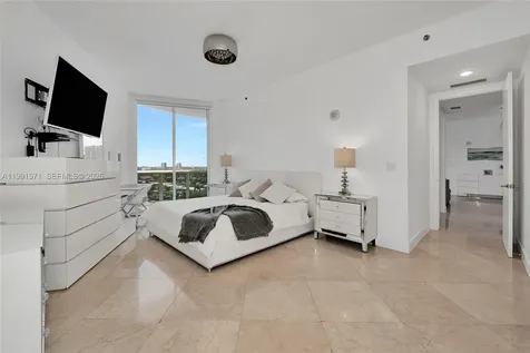16001 Collins Avenue Sunny Isles Beach FL 33160