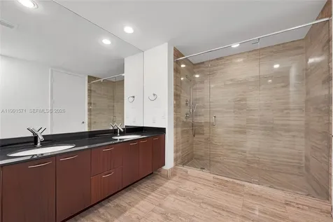 16001 Collins Avenue Sunny Isles Beach FL 33160