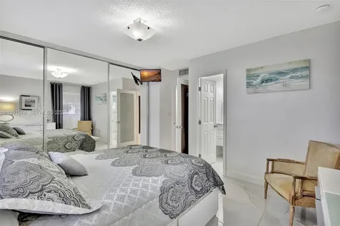 4705 NW 35th Street Lauderdale Lakes FL 33319