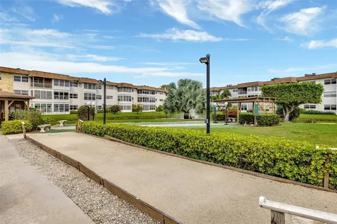 4705 NW 35th Street Lauderdale Lakes FL 33319
