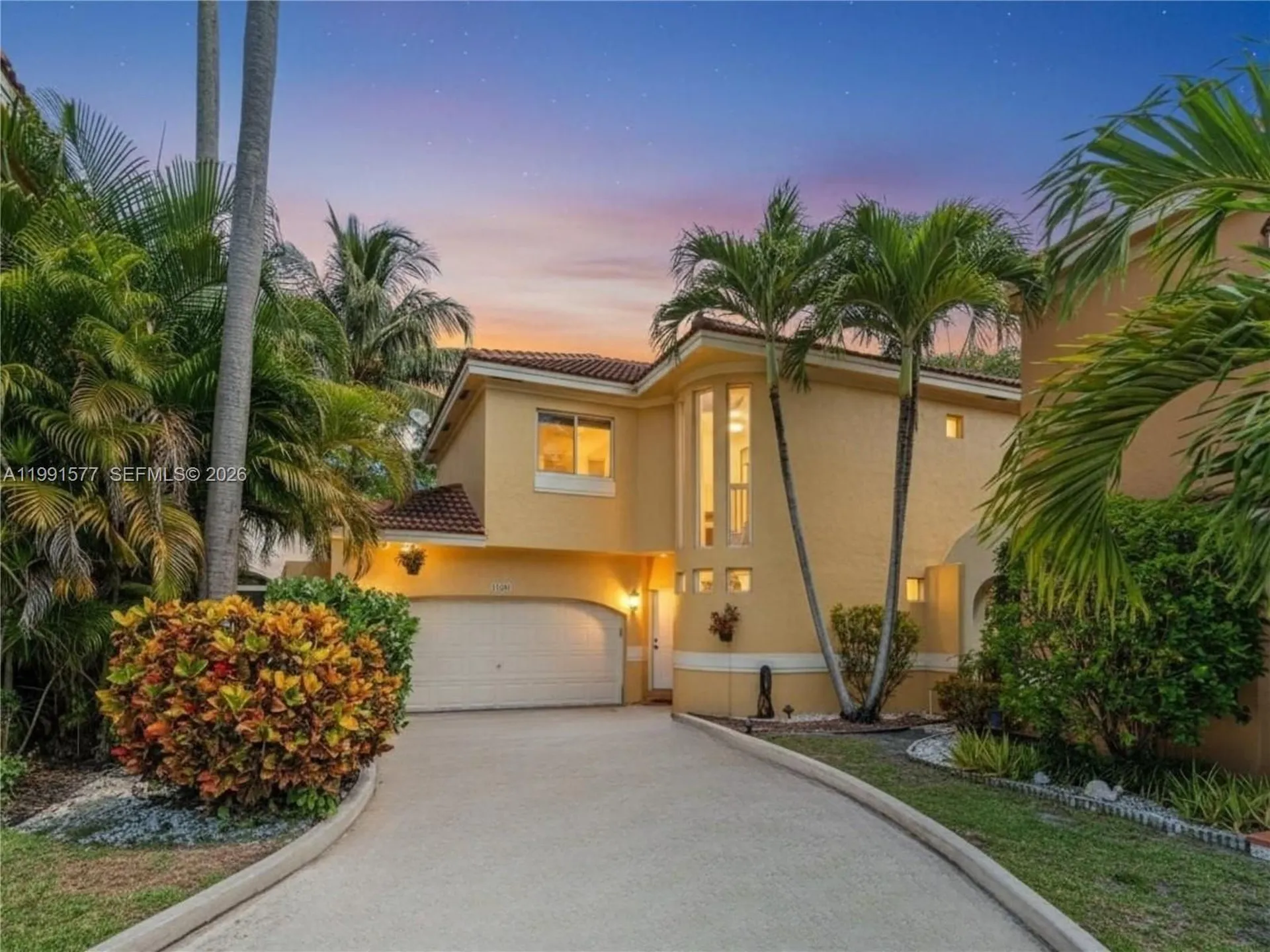 11407 Lakeview Drive Coral Springs FL 33071