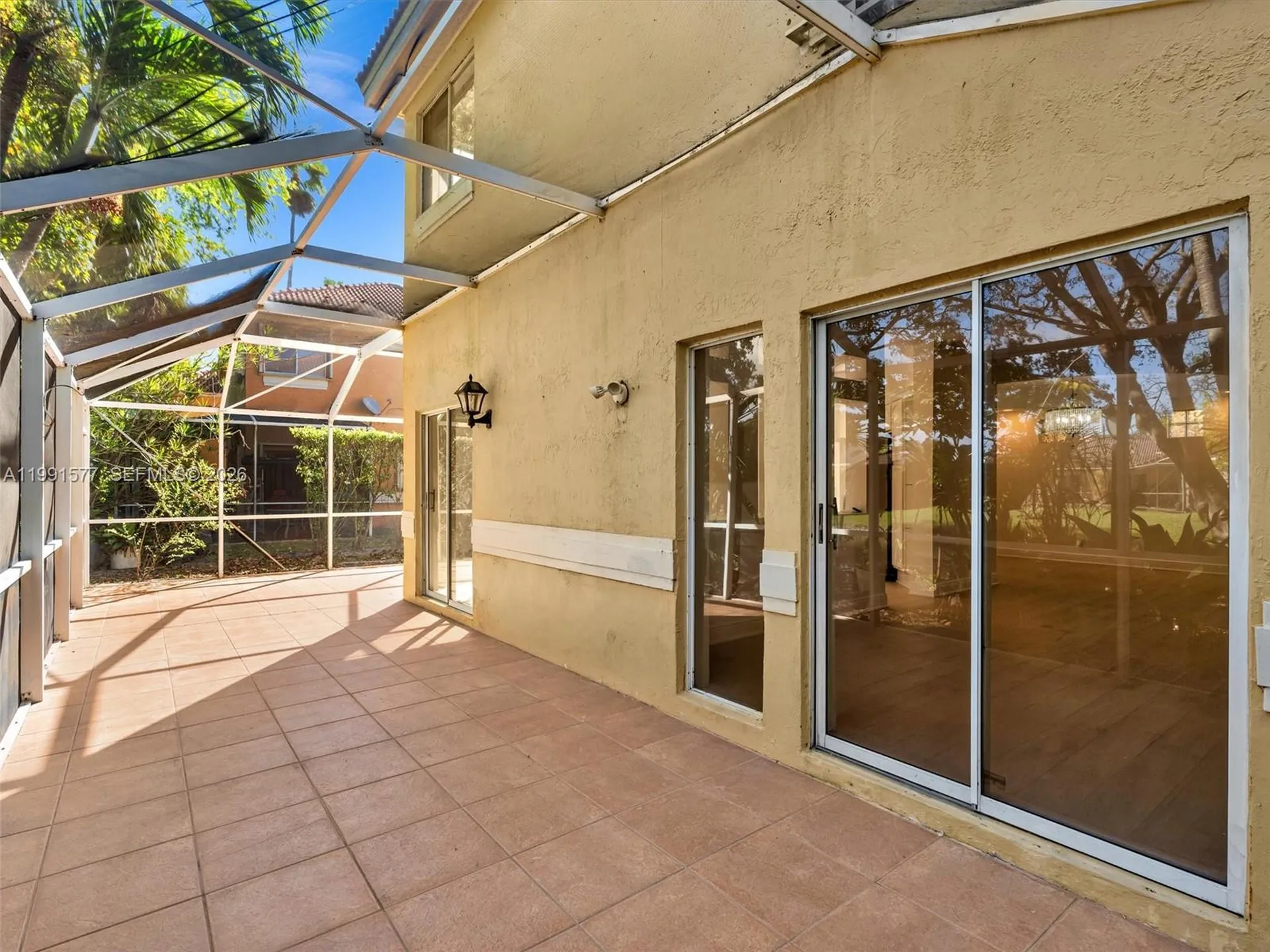 11407 Lakeview Drive Coral Springs FL 33071