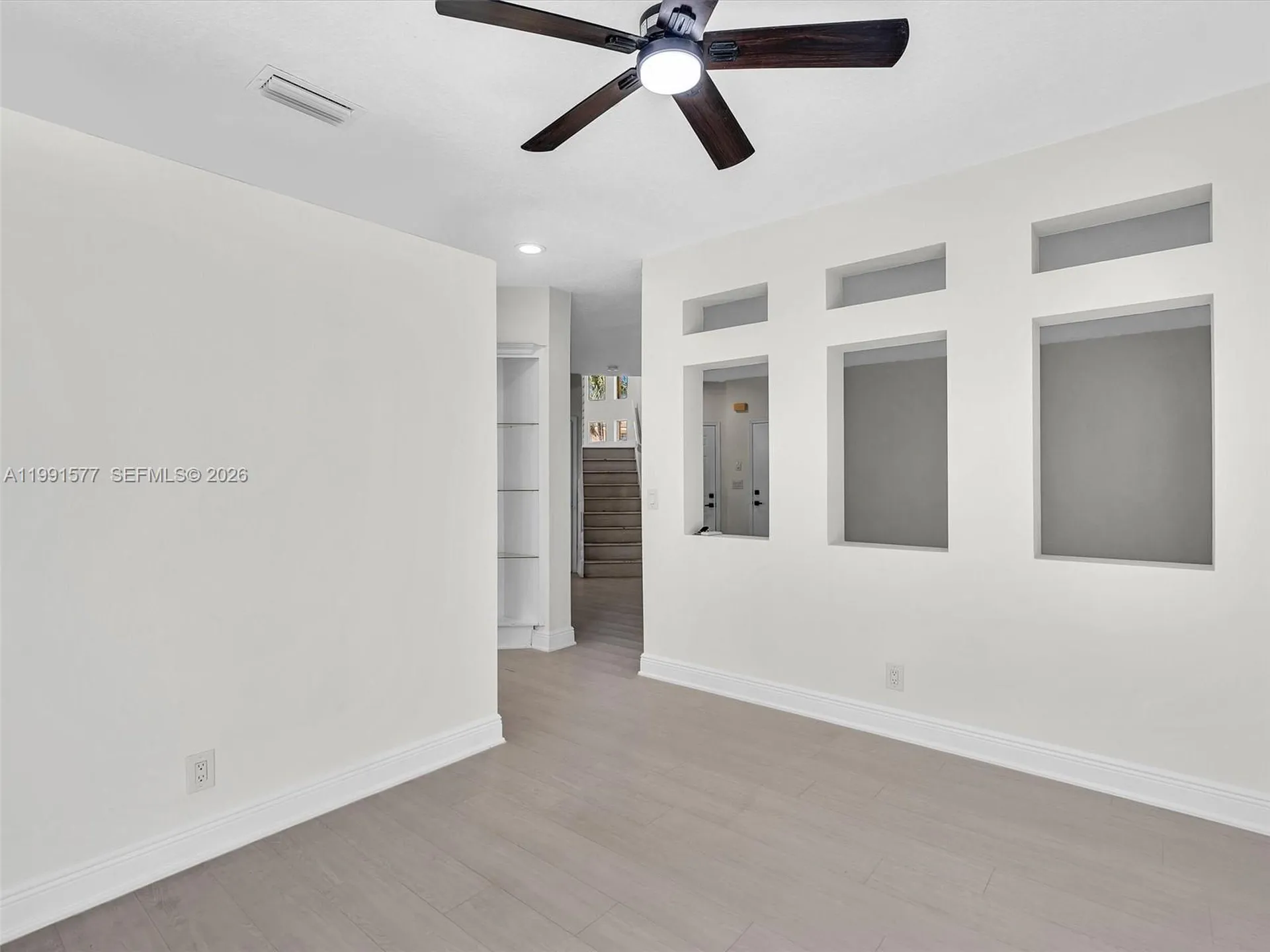 11407 Lakeview Drive Coral Springs FL 33071