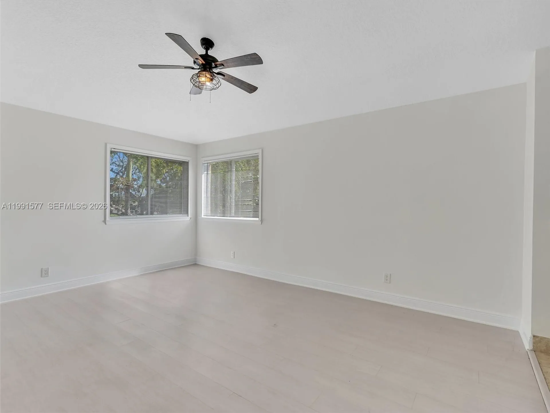 11407 Lakeview Drive Coral Springs FL 33071