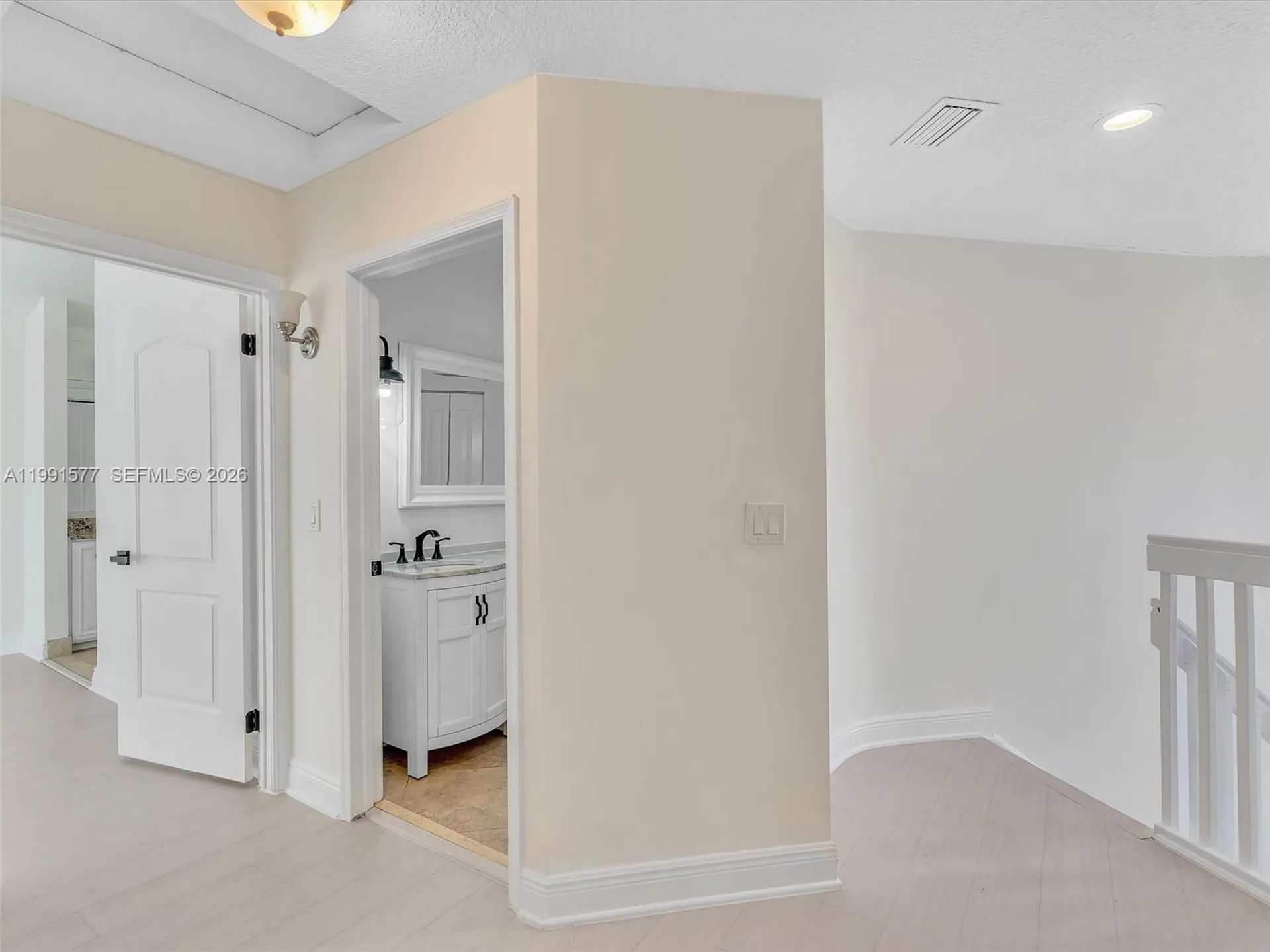 11407 Lakeview Drive Coral Springs FL 33071