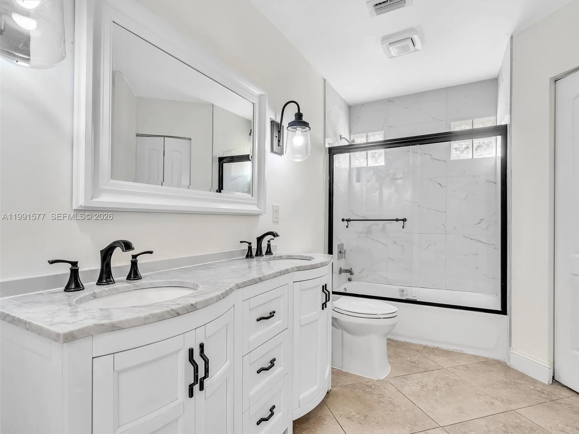 11407 Lakeview Drive Coral Springs FL 33071