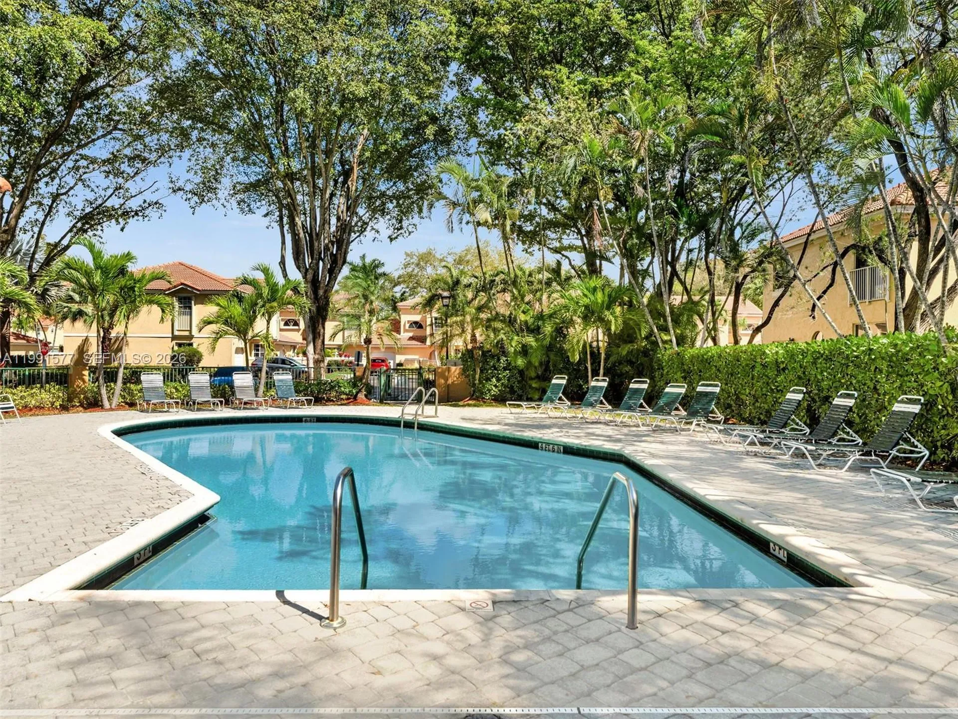 11407 Lakeview Drive Coral Springs FL 33071