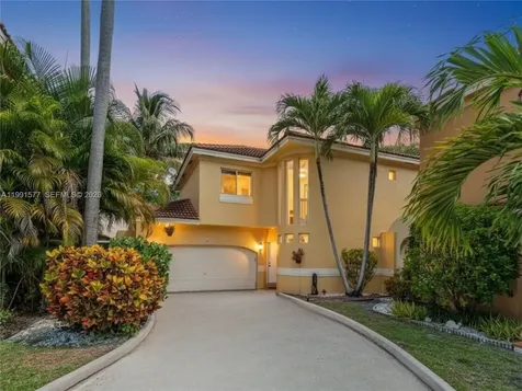 11407 Lakeview Drive Coral Springs FL 33071