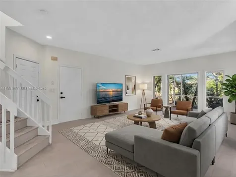 11407 Lakeview Drive Coral Springs FL 33071