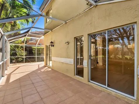 11407 Lakeview Drive Coral Springs FL 33071