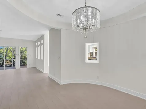 11407 Lakeview Drive Coral Springs FL 33071
