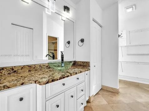 11407 Lakeview Drive Coral Springs FL 33071