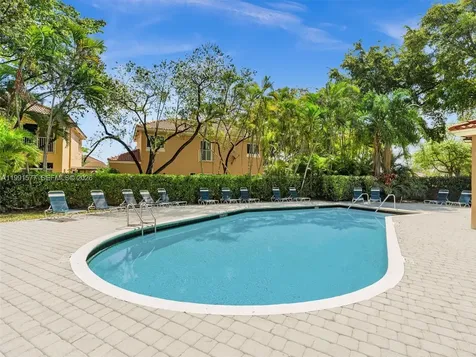 11407 Lakeview Drive Coral Springs FL 33071