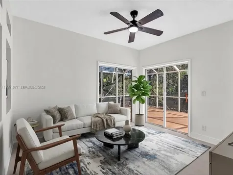 11407 Lakeview Drive Coral Springs FL 33071