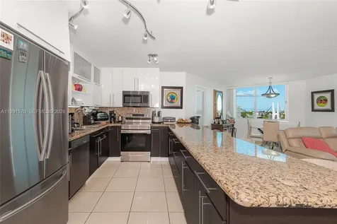 7135 Collins Avenue Miami Beach FL 33141