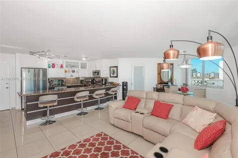 7135 Collins Avenue Miami Beach FL 33141