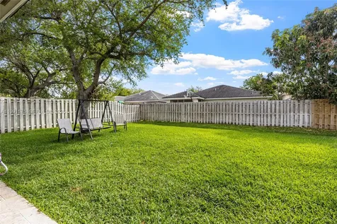 695 SE 30th Drive Homestead FL 33033