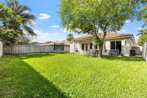 695 SE 30th Drive Homestead FL 33033
