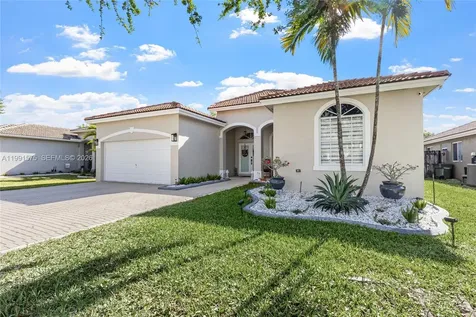 695 SE 30th Drive Homestead FL 33033