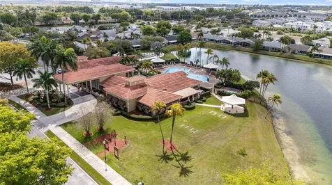 695 SE 30th Drive Homestead FL 33033