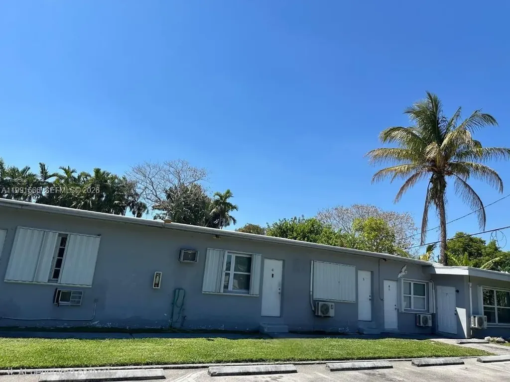 1293 NE 109th Street Miami FL 33161