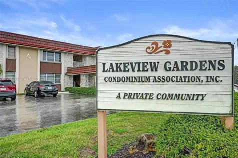 5325 SW 77th Court Miami FL 33155