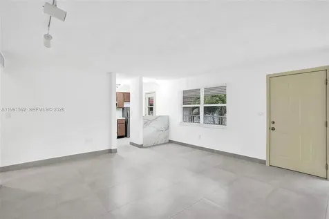 5325 SW 77th Court Miami FL 33155