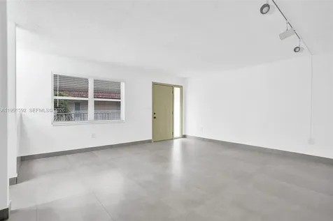 5325 SW 77th Court Miami FL 33155