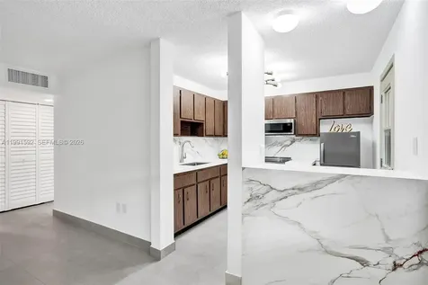 5325 SW 77th Court Miami FL 33155