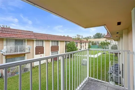 5325 SW 77th Court Miami FL 33155