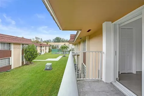5325 SW 77th Court Miami FL 33155