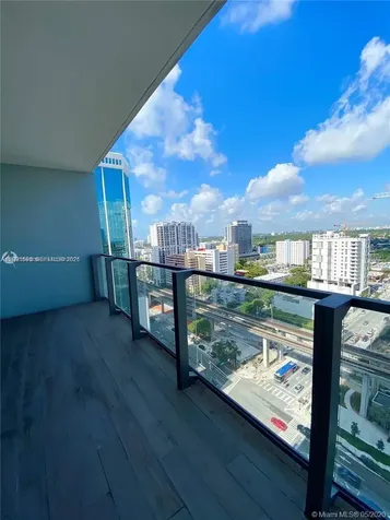 88 SW 7th Street Miami FL 33130