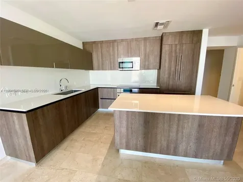 88 SW 7th Street Miami FL 33130