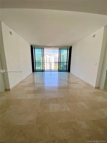 88 SW 7th Street Miami FL 33130