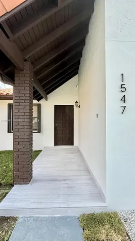 1547 SW 137th Place Miami FL 33184