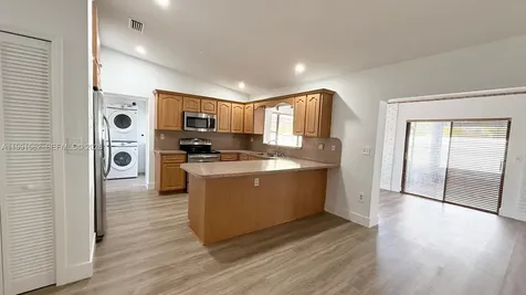 1547 SW 137th Place Miami FL 33184