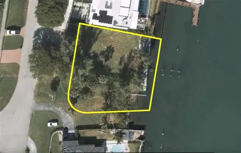 10801 N Bayshore Drive Miami FL 33161