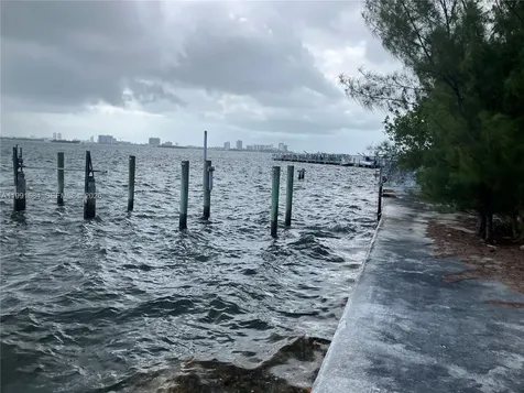 10801 N Bayshore Drive Miami FL 33161
