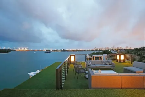 10801 N Bayshore Drive Miami FL 33161