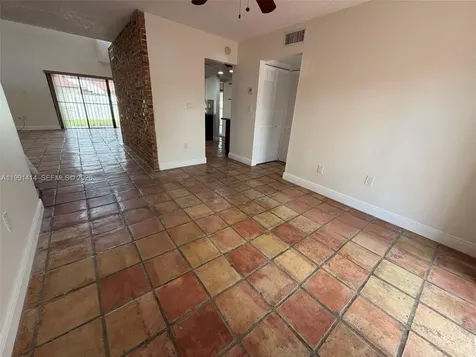1221 SW 124th Court Miami FL 33184