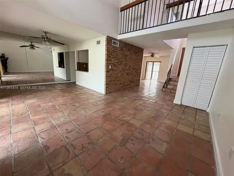 1221 SW 124th Court Miami FL 33184