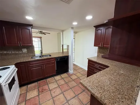 1221 SW 124th Court Miami FL 33184
