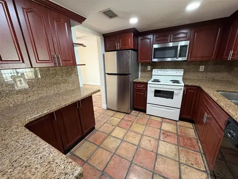 1221 SW 124th Court Miami FL 33184
