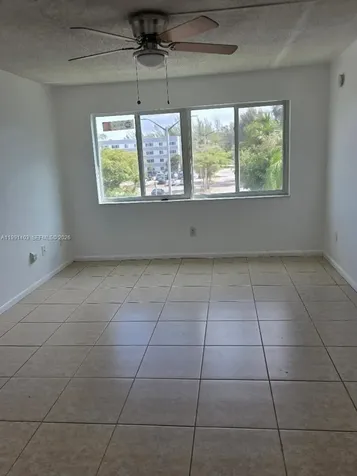 14830 Naranja Lakes Boulevard Homestead FL 33032