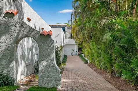 1109 Almeria Avenue Coral Gables FL 33134