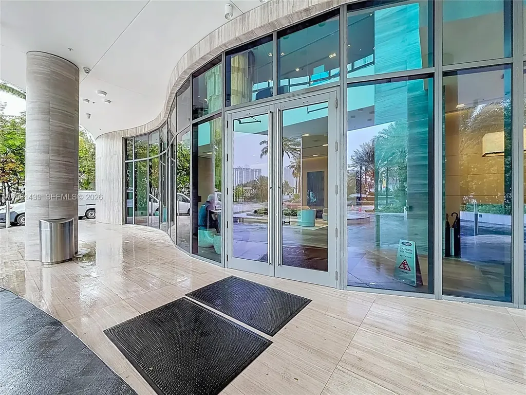 19575 Collins Avenue Sunny Isles Beach FL 33160