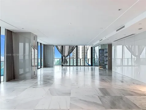 19575 Collins Avenue Sunny Isles Beach FL 33160