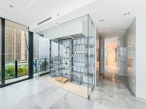 19575 Collins Avenue Sunny Isles Beach FL 33160