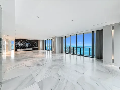 19575 Collins Avenue Sunny Isles Beach FL 33160